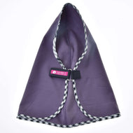 The Stable blanket Dahlia from Hobby Horse LarDen is a purple hooded garment with black and white checkered trim and a pink Cat-Den label on the front, styled like a hobby horse blanket and laid flat on a white background.