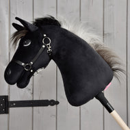 Hobby Horse Bond met zwart Halster