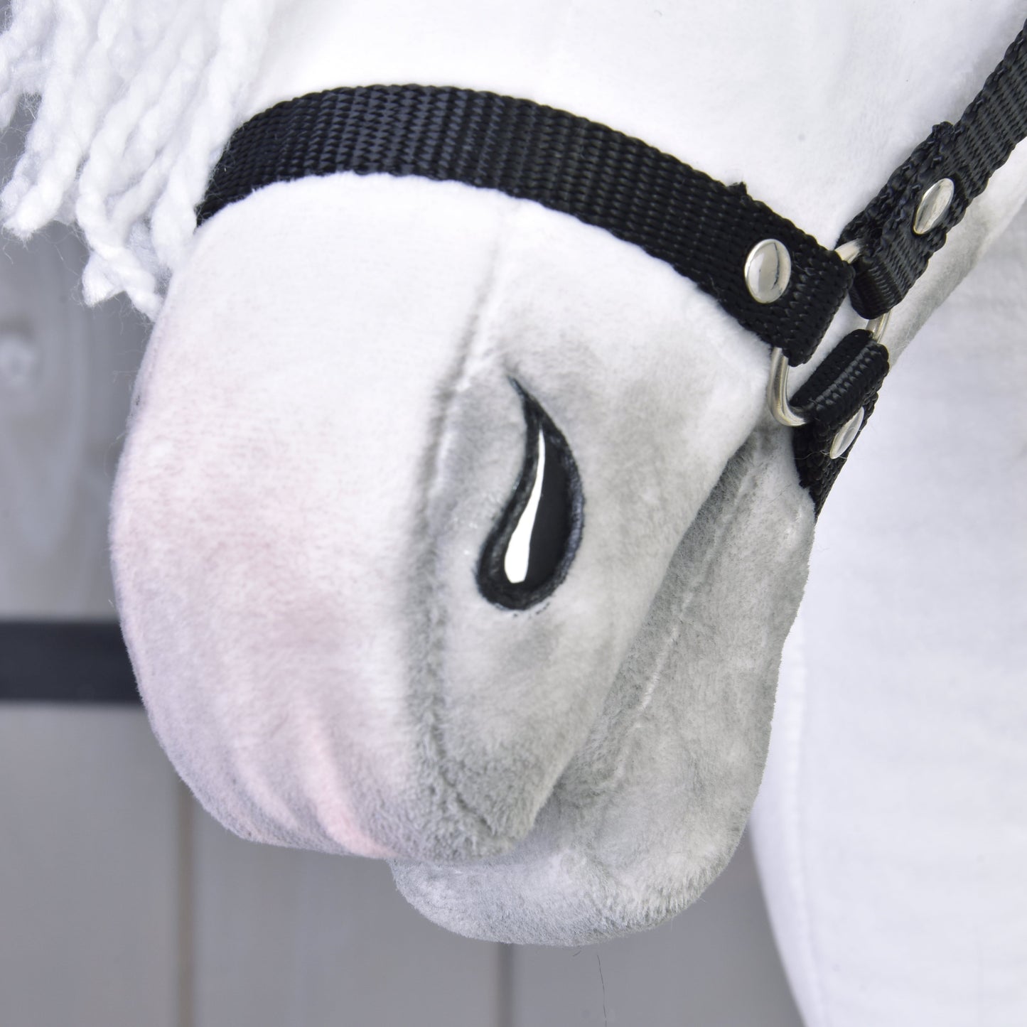 Hobby Horse Elektra met zwart Halster