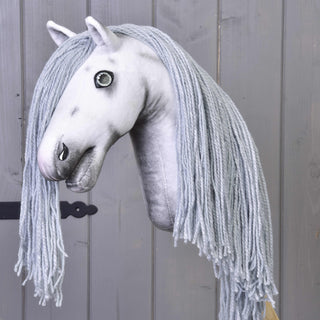 Hobby Horse Eenhoorn Silver met Hoofdstel en Halster