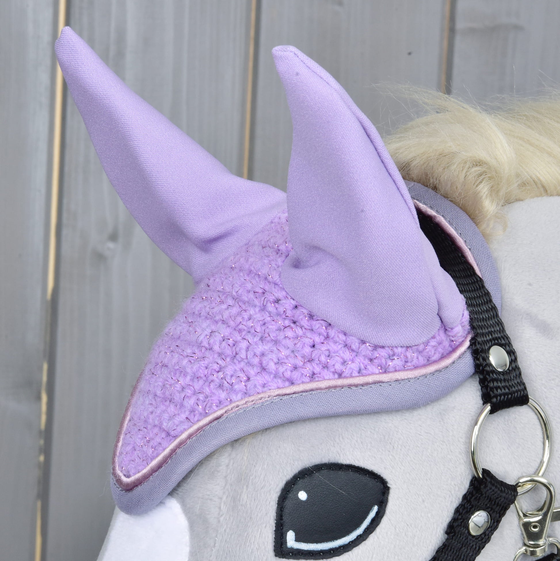 Ear bonnet Orchid
