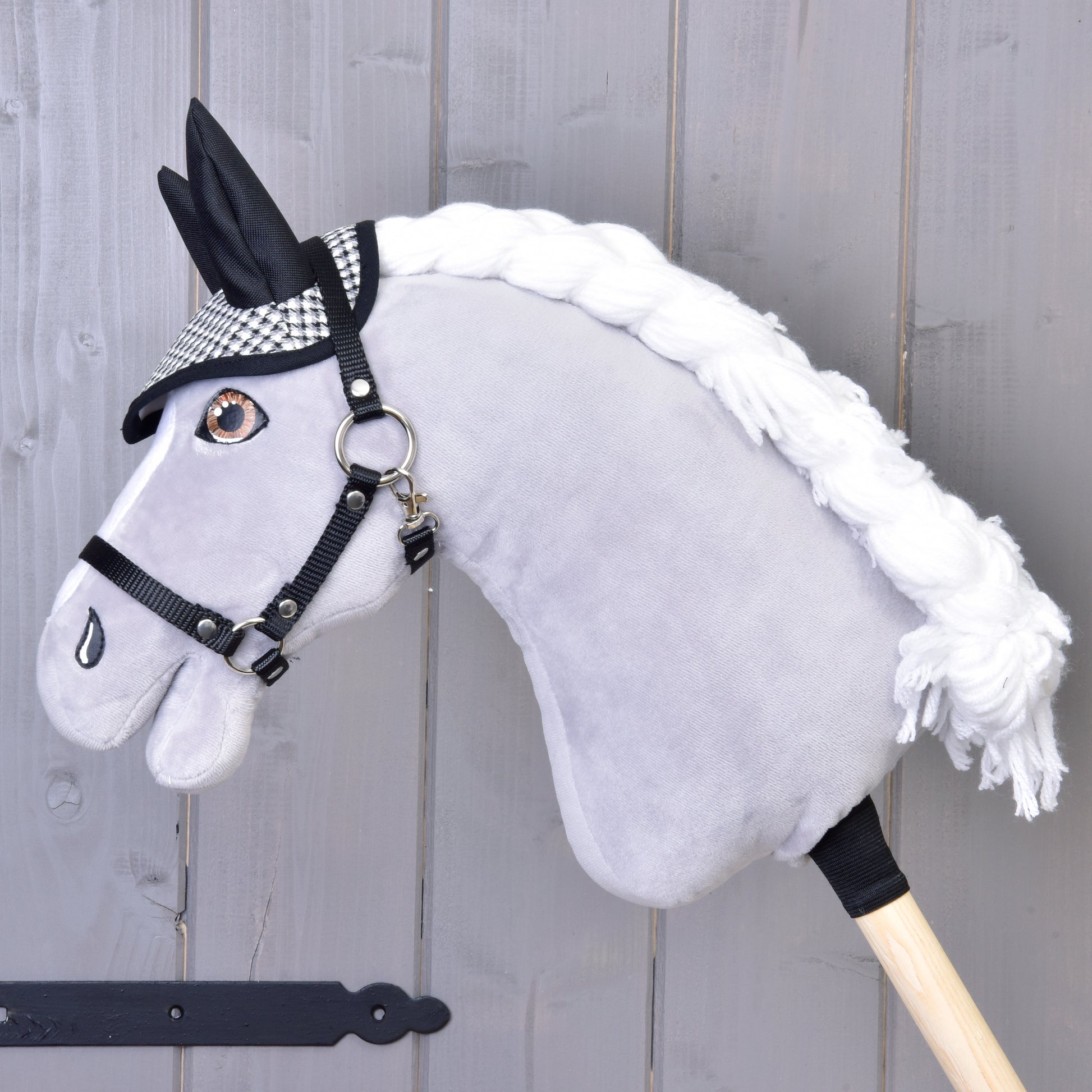 Oornetje engels zwart ruit