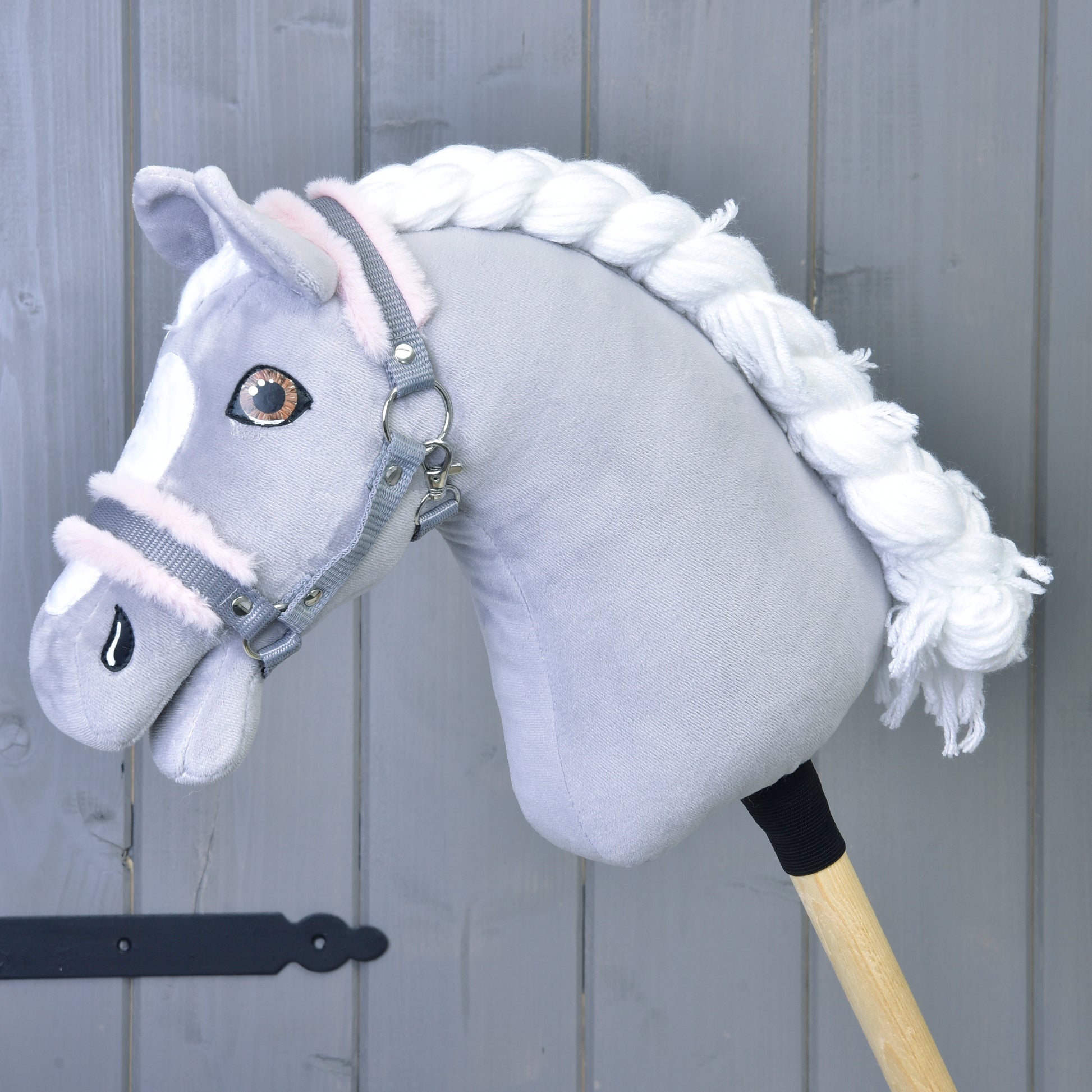 Halster grijs met roze bont