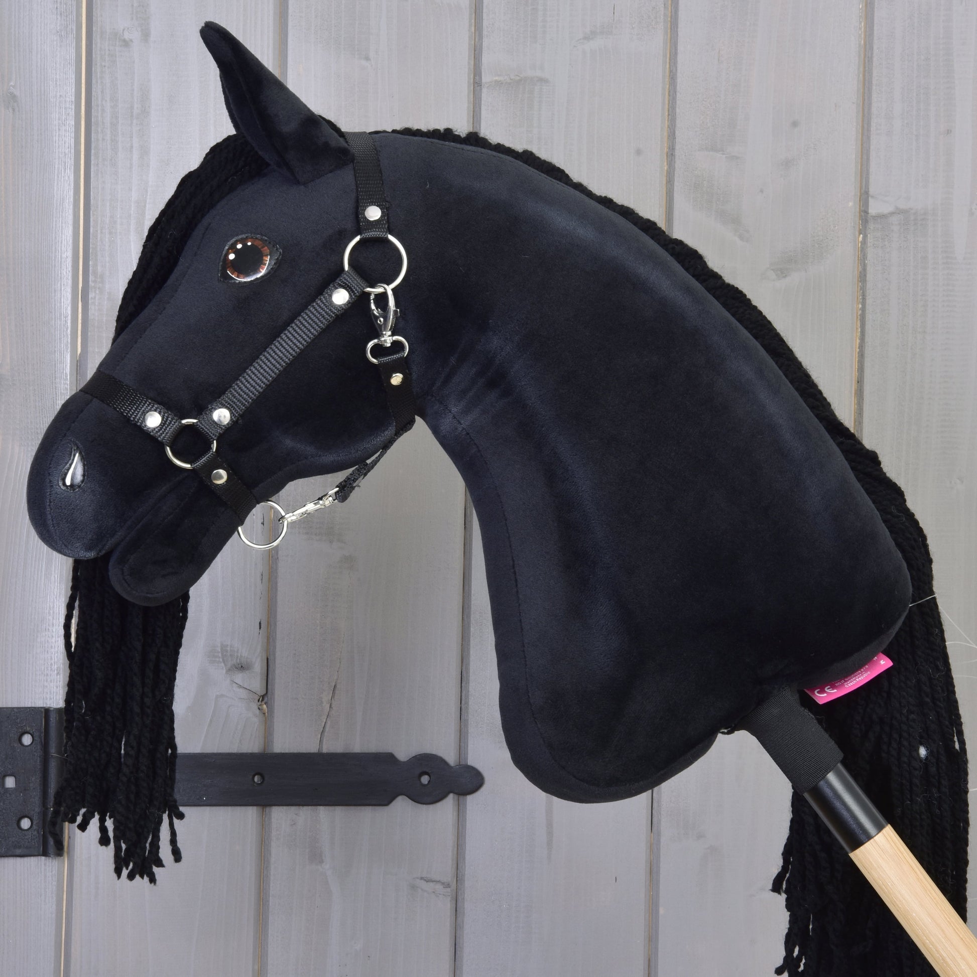 Hobby Horse Maximus met zwart Halster