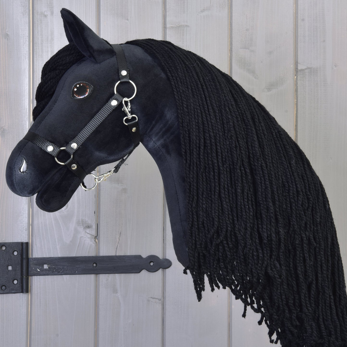 Hobby Horse Maximus met zwart Halster