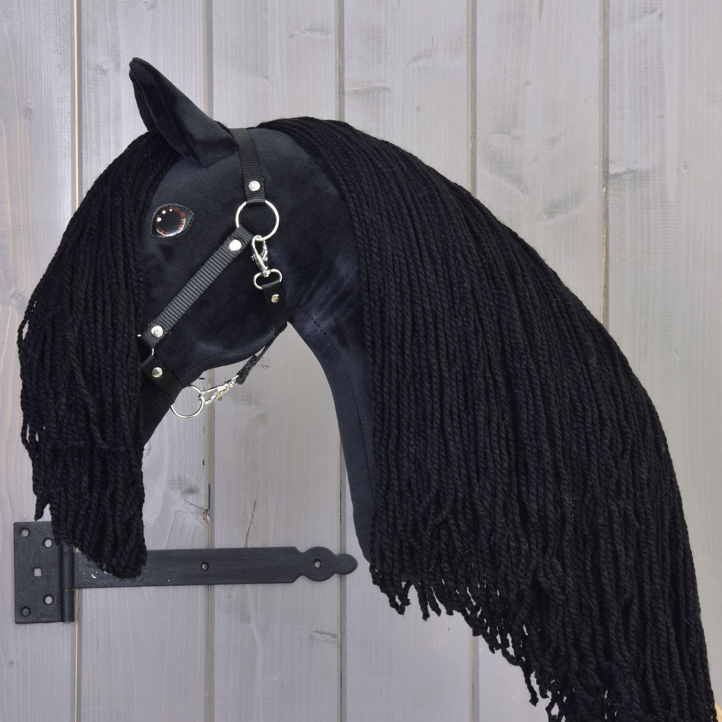Hobby Horse Maximus met zwart Halster