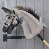 Hobby Horse Ezel Olin met zwart Halster
