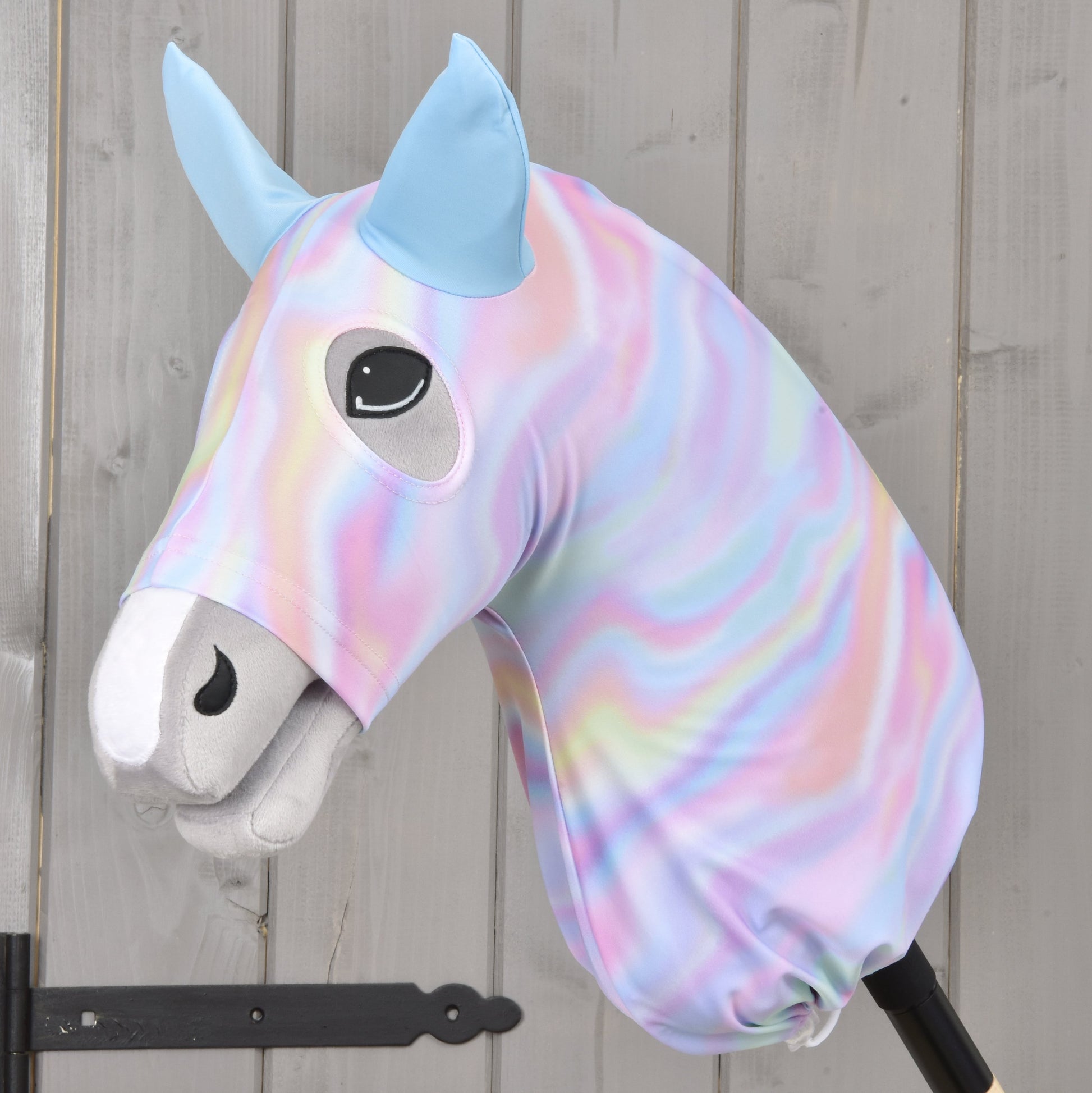 Hobby Horse Beschermpak Regenboog (Lycra)