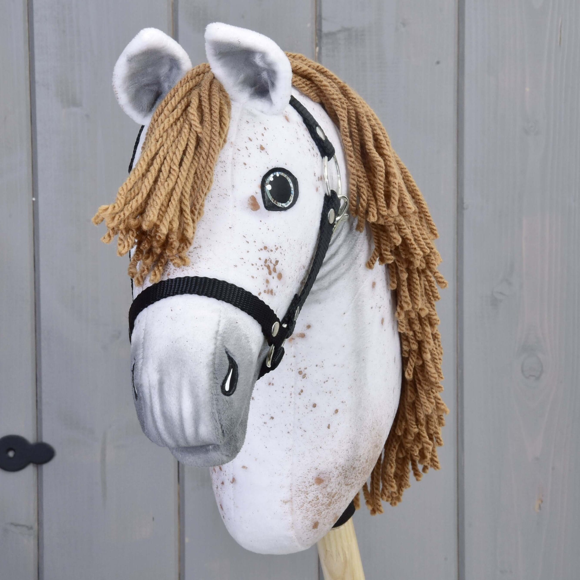Hobby Horse Rufus met zwart Halster