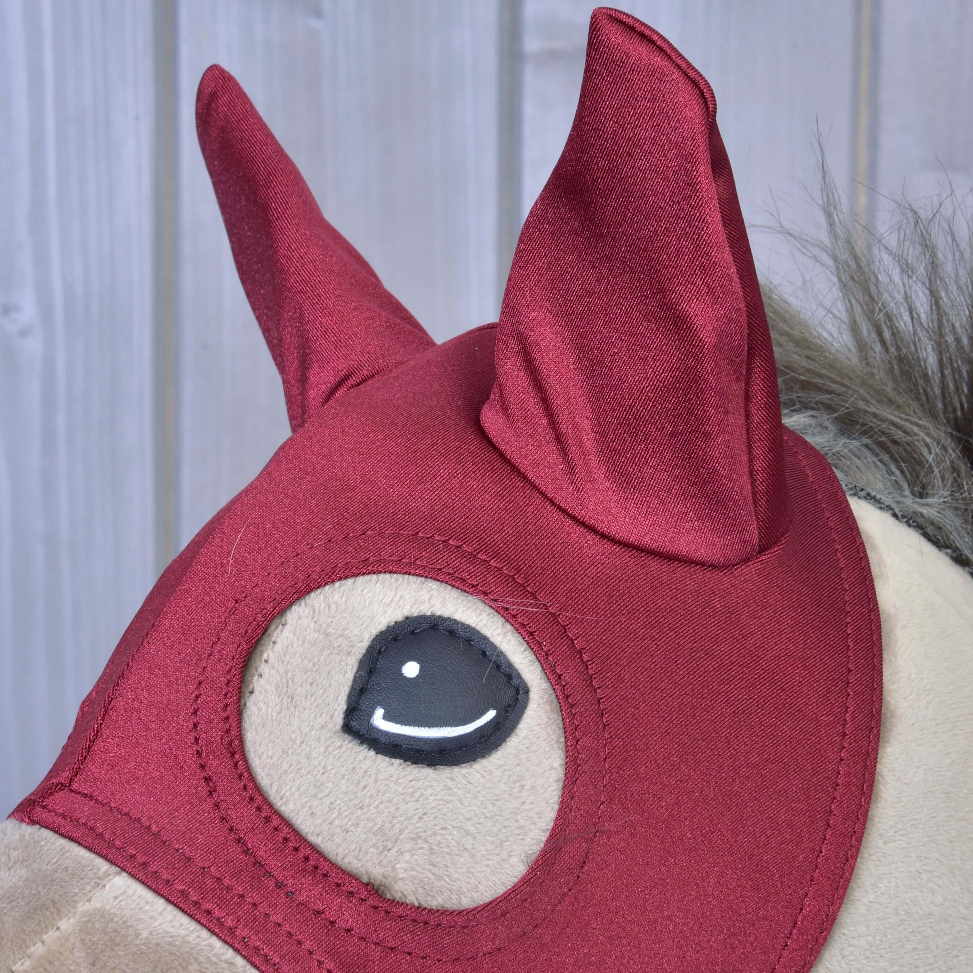 Paardenmasker Barn Red