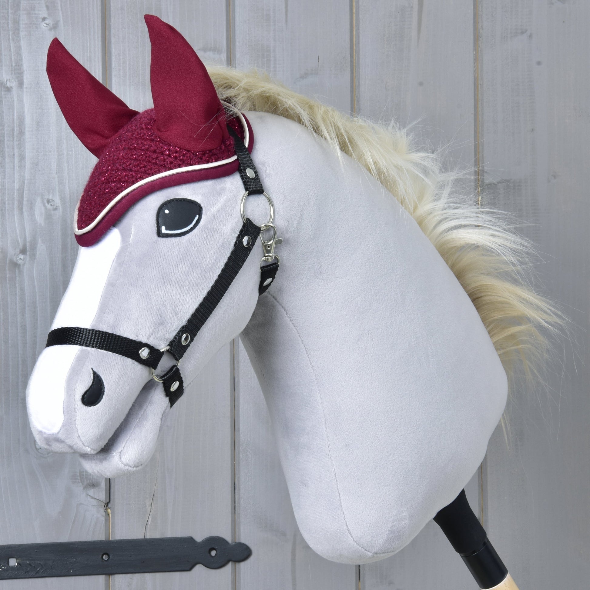 Ear bonnet crocheted Lux Maroon