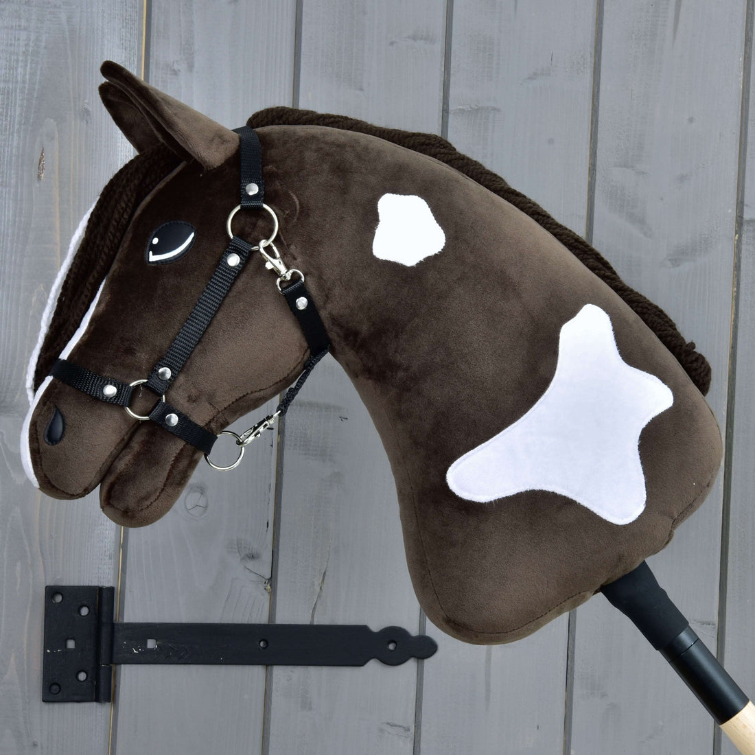 Hobby Horse Monte met zwart Halster