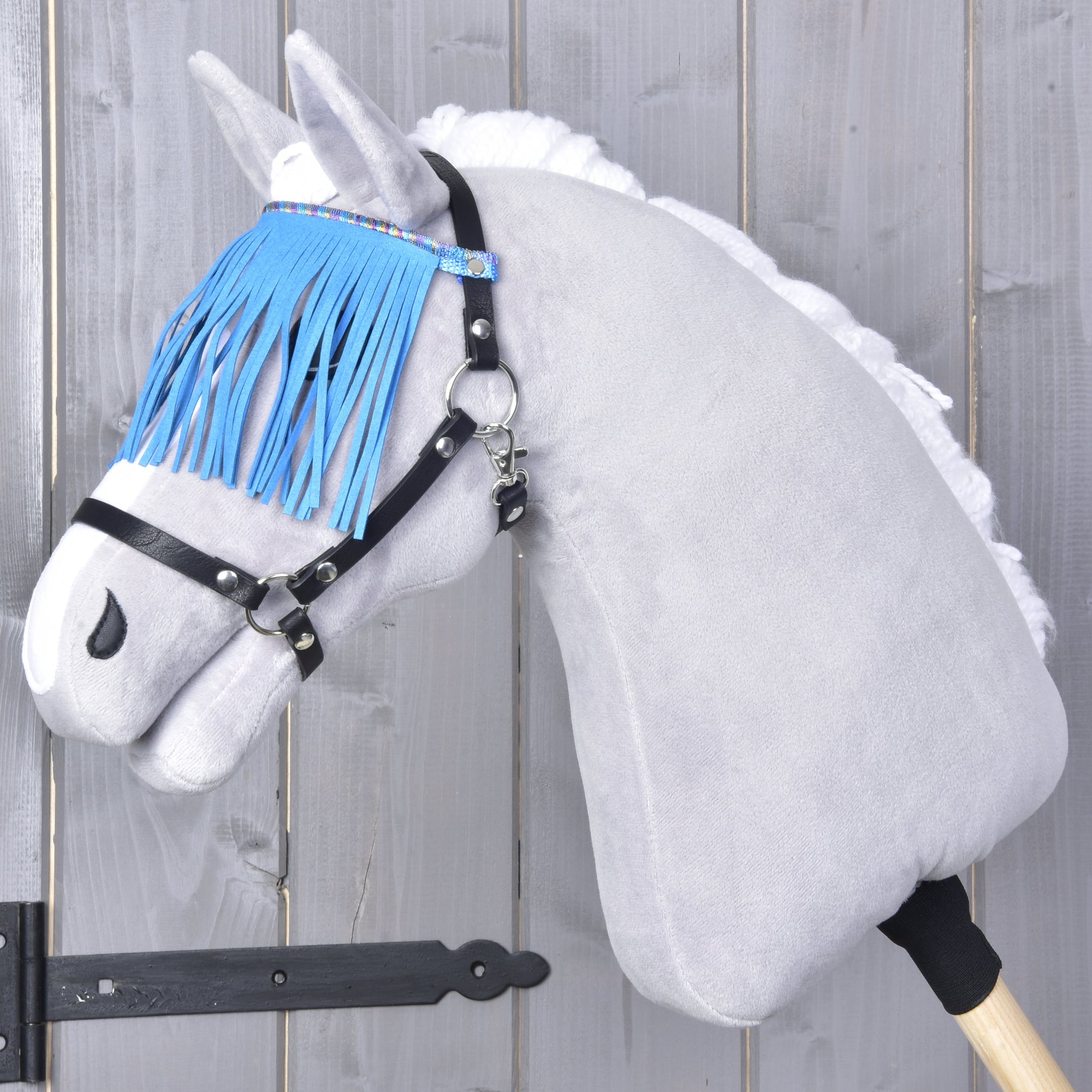 Halster zwart met blauwe franjes