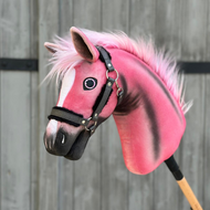 Hobby Horse LarDen Pinkie met een glinsterend halster